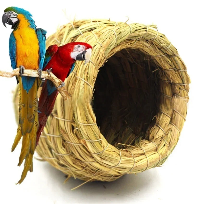 Handmade Natural Straw Bird Nest House – Cozy Woven Shelter for Pigeons, Parrots & Small Birds