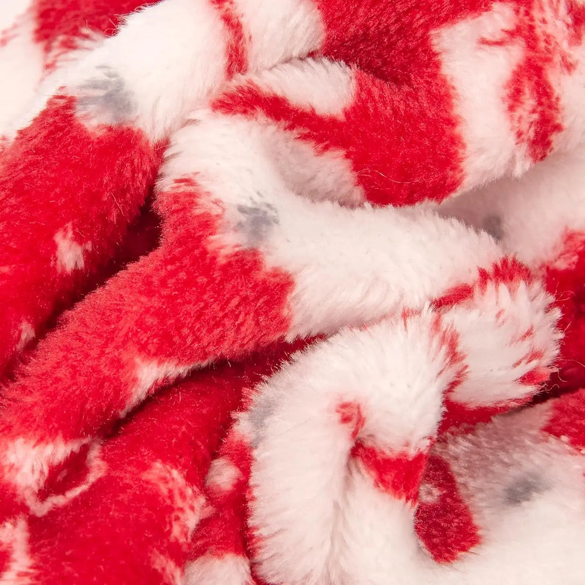 Cozy Christmas Dog & Cat Sweater – Soft, Warm Holiday Outfit for Small to Medium Pets